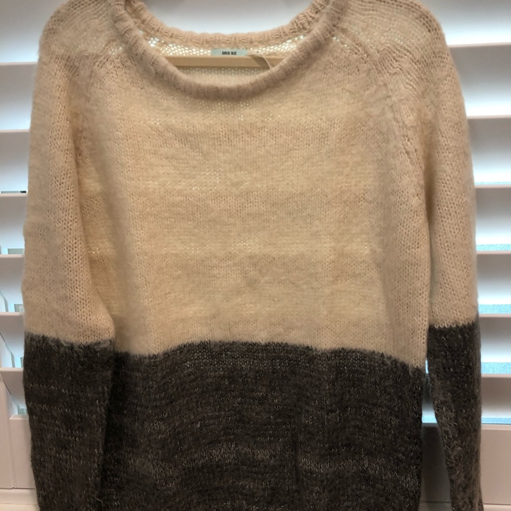 Kimchi blue sweater
